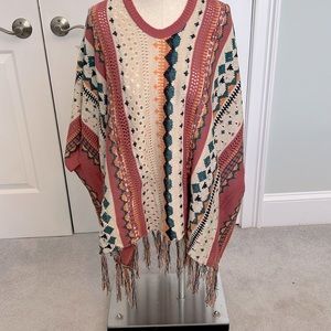 Beautiful sweater tunic, and a gorgeous color palette in easel.